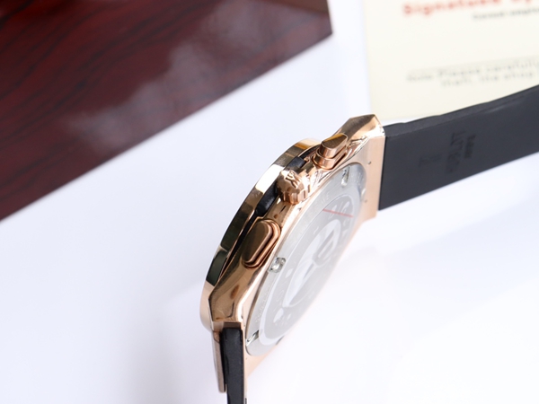 ウブロコピー時計素材ディテール